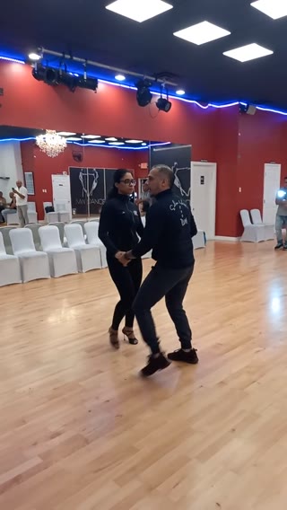 Salsa & Bachata Clip