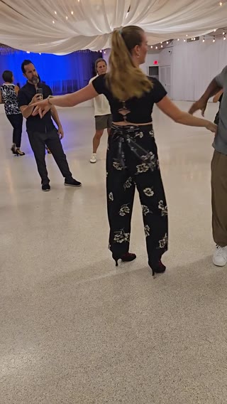 Salsa & Bachata Clip