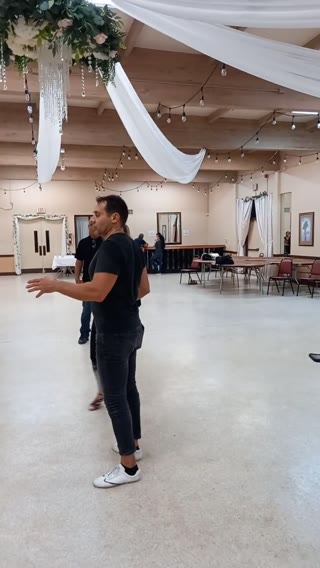 Salsa & Bachata Clip