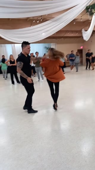 Salsa & Bachata Clip