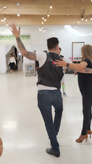 Salsa & Bachata Clip