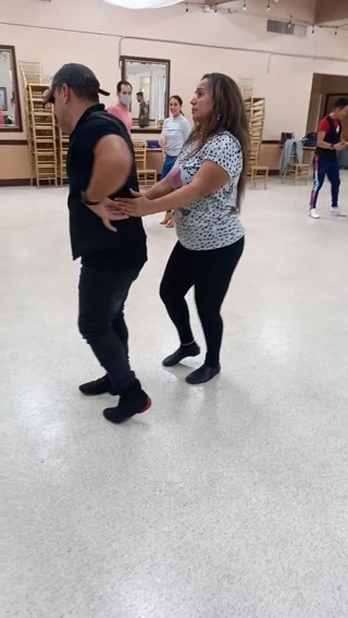 Salsa & Bachata Clip
